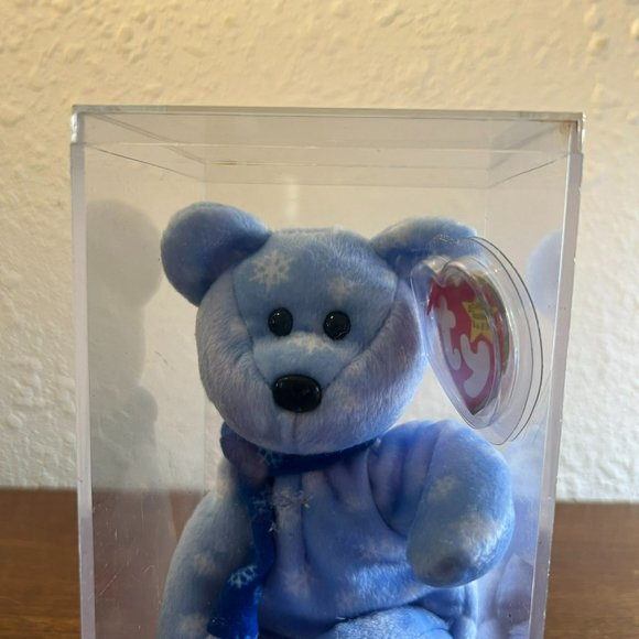 Ty Beanie Baby - 1999 Holiday Teddy the Bear - Style Number #04257 - Picture 3 of 9